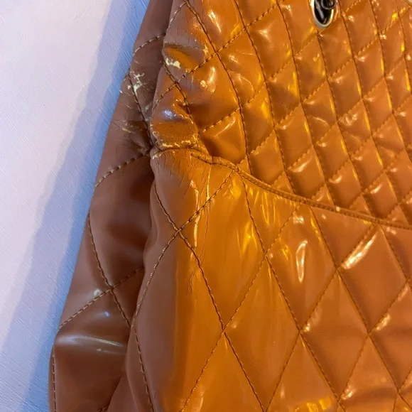 CHANEL North South in The Business Tote - Picture 10 of 16